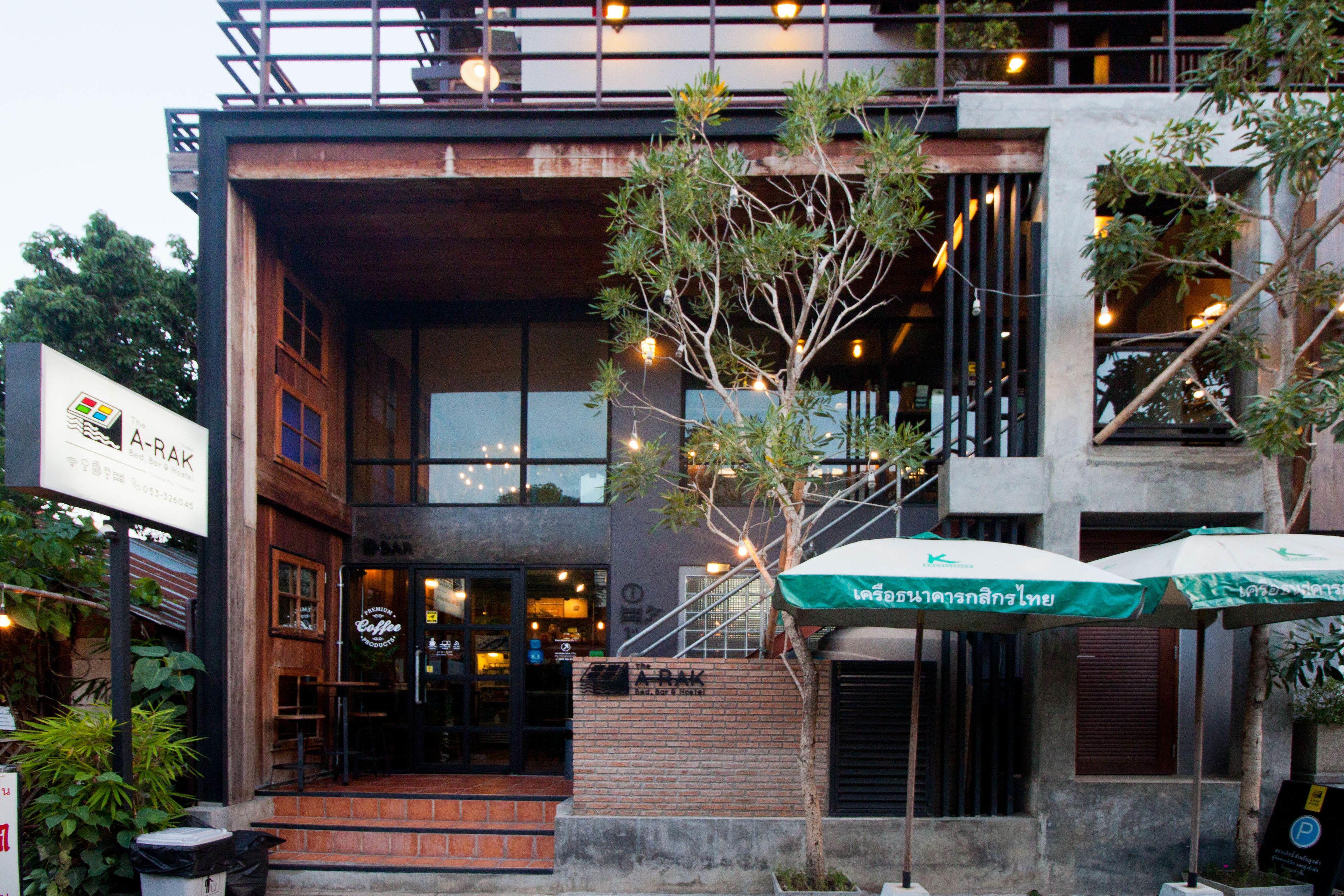 The Arak Bed Bar And Hostel, Chiang Mai